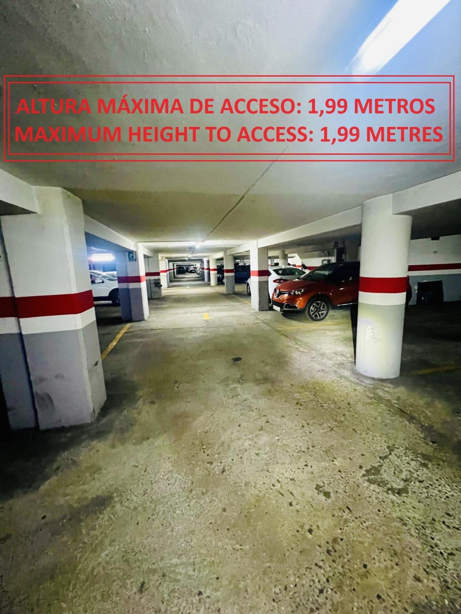 A Orillas Del Pilar Con Parking Zaragoza Exterior photo